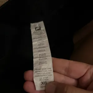 Fabletics compression‎ capri leggings xs thumbnail 5