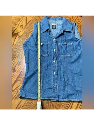 Vintage 1990s David Bitton Blue Denim Sleeveless Button Up Top thumbnail 12