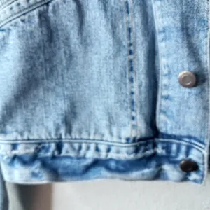 Hollister L Trucker Jacket Light Wash Jeans Metal Rivet Button Front thumbnail 9