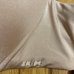 SKIMS Wireless Push Up Bra 38D thumbnail 3