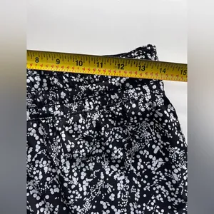 Lululemon black dot print Reversible shorts 6 thumbnail 4