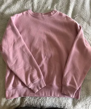 GAP dusty rose crewneck thumbnail 1