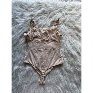 Skims Fits Everybody Square Neck Bodysuit Sand Size Large thumbnail 5