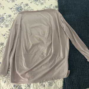 Lululemon Long Sleeve thumbnail 2