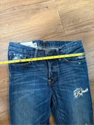 Abercrombie Remsen Low Rise Slim Straight Jeans Women’s Size 14 Distressed thumbnail 8