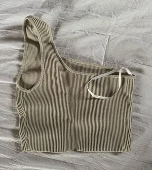 Aritzia Babaton Tank thumbnail 1