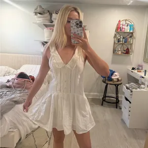 NWT dress M thumbnail 10
