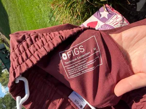 FIGS Uman Relaxed Jogger Pants thumbnail 3