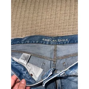 American eagle high rise Shorts thumbnail 2