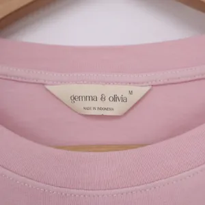 gemma & olivia T-Shirt Womens Medium Pink Cuffed Short Sleeve Cotton Fair thumbnail 2
