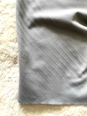 Lululemon SenseKnit Running High-Rise Short 10" Grey Size 6 thumbnail 9