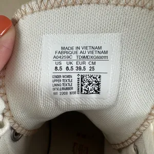Converse Chuck Taylor All Star Platform Sherpa Sneakers Womens Sz 8.5 Beige Tan thumbnail 9
