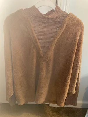 Buckle gimmicks Sweater thumbnail 1