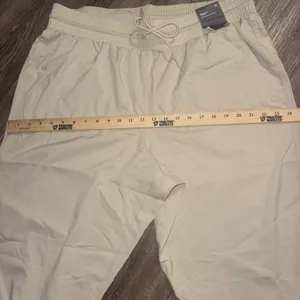 Gap Fit Runaround Pant XL NWT Khaki Athletic Lounge Gym Elastic Waist Bottoms thumbnail 8