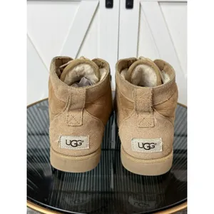 UGG Bethany Women's Boots Size 9 Brown Suede Sheepskin Lace Up Ankle Boots thumbnail 4