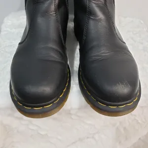 Dr Martens Black Chelsea Boots Womens Size 9 thumbnail 2