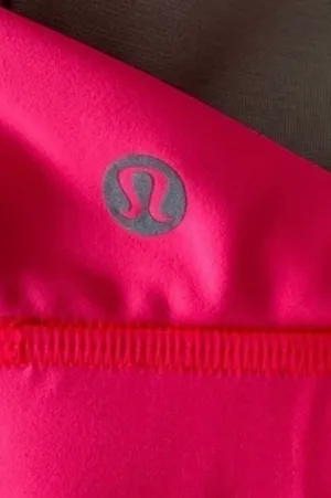 Lululemon Fast & Free Bra (Nulux) Razzle Size 6 Sports Bra thumbnail 10