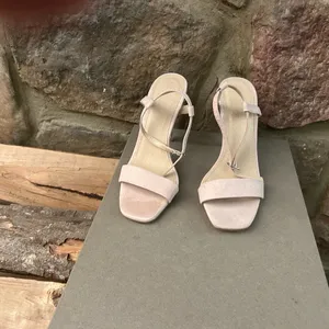 Heels Truffle Collection Chic Nude Strappy 7 see measurements-no size showing thumbnail 6