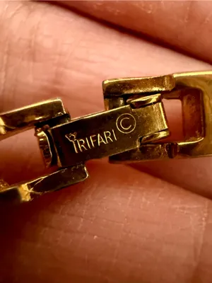 Vintage Signed TRIFARI Gold-tone Off White Enameled Greek Key Style Necklace thumbnail 8