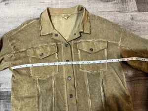 POL Olive Green Button-Up Shacket thumbnail 4