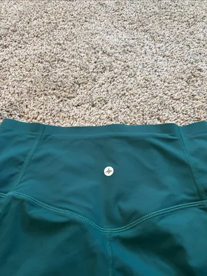 Halara Leggings size medium thumbnail 5