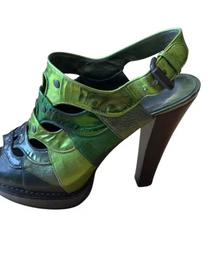 Bottega Veneta Green Leather Cutout Platform Heels EU 38 Rare Archive COA in FUC thumbnail 4