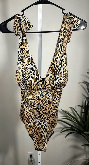 X319. Kim Gravel- One-Piece Leopard Print Swimsuit - Yellow/Brown thumbnail 1