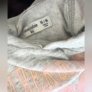 Vintage Abercrombie Glitter Logo Pullover Hoodie - Heather Grey - 15/16 (XS/S) thumbnail 8