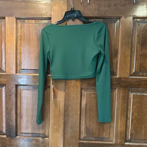 NWT Cider Green Knit Square Neck Long‎ Sleeved Cropped Top Size Medium thumbnail 3
