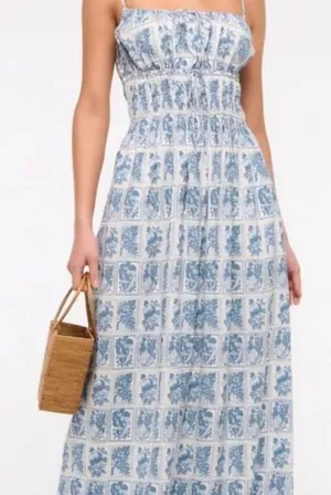 Abercrombie‎ & Fitch Blue and White Floral Smocked Maxi Dress Size ST thumbnail 1