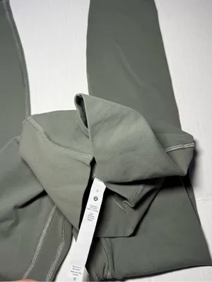 Lululemon Align High-Rise Leggings in Grey Sage 25" Like New thumbnail 3