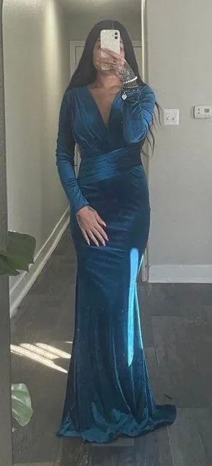 Velvet Mermaid Dress thumbnail 1