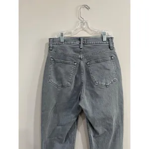 Abercrombie Curve Love Ultra High Rise Ankle‎ Straight Jeans Gray 26/2 thumbnail 4