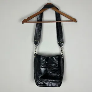 Hobo International Shoulder Bag Black Polished Leather‎ Bucket Brown Piping Trim thumbnail 6