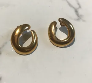 Napier Vintage Gold Tone Earrings thumbnail 1