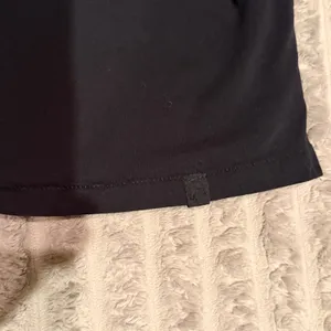 Fabletics Womens XL Black Muscle Tank Top Athletic Sleeveless Gym Shirt thumbnail 4