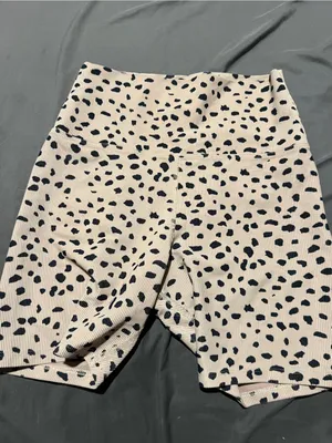 Beach riot High-Waist Beige & Black Cheetah Print Bike Shorts thumbnail 3