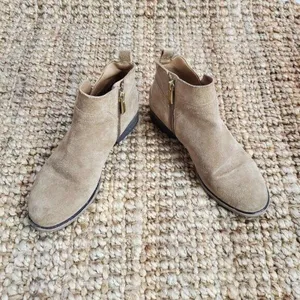 Franco Sarto Womens Booties Size 6 Beige Suede Studded Side Zip Almond Toe thumbnail 2