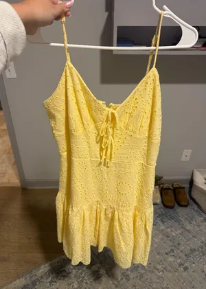 Yellow Mini Dress Size L thumbnail 1