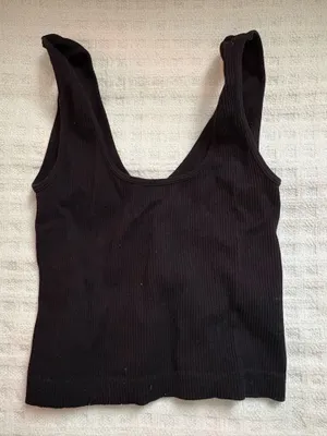 Workout top Black thumbnail 2