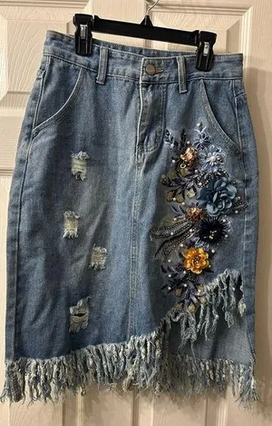 Floral fringe jeans skirt size S thumbnail 1