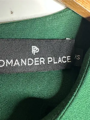 Pomander Place Tuckernuck NEW!! Carlota Peplum Blouse Hunter Green XS thumbnail 6