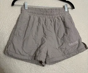Sacre grey Sand Puffer Outdoor Athletic Athletic quilted Shorts Size XS Gray thumbnail 1
