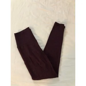 Aerie Chill Play Move red leggings with pockets Size Small thumbnail 2