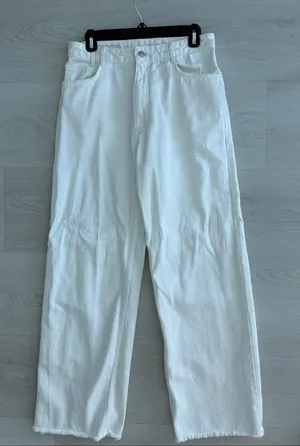 Zara High Rise Wide Leg White Jeans in Size 6 (EUR 38) thumbnail 1