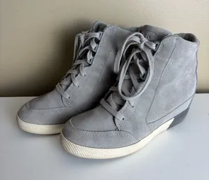Sorel Women's Out N About Wedge II Boots Grey Suede Size 7.5 thumbnail 1