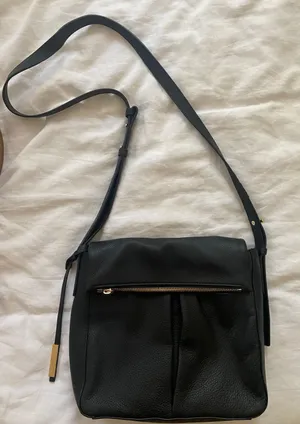 Vince Camuto Black Vegan Leather Bag thumbnail 1