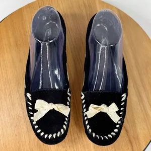 Banana Republic Suede Moccasin Shoes Cream Bow‎ Black 7 Flats thumbnail 5