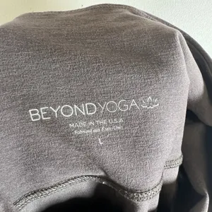 Beyond Yoga Leggings Women Large‎ Spacedye Out Of Pocket Yoga Purple thumbnail 9