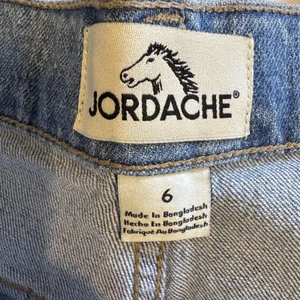 Jordache‎ Jeans Womens 6 Blue Baggy Mid-Rise Wide Leg Cropped Denim flare pants thumbnail 10